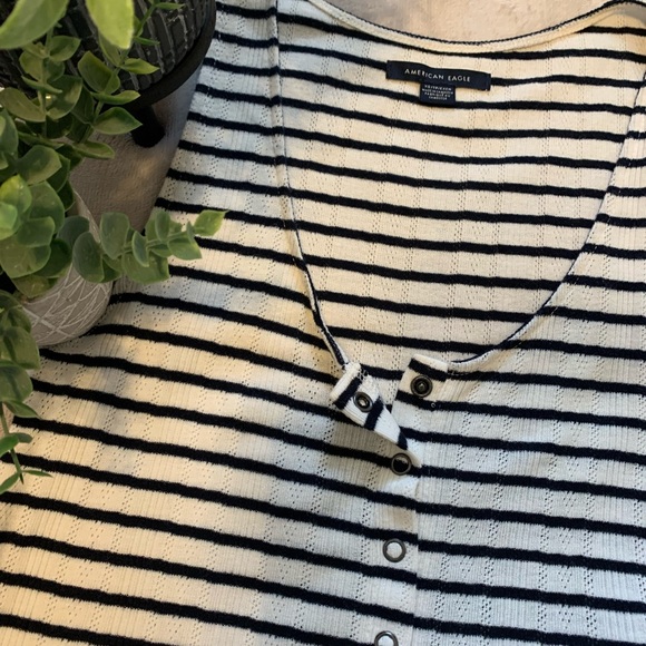 American Eagle Tank Top - Picture 2 of 4